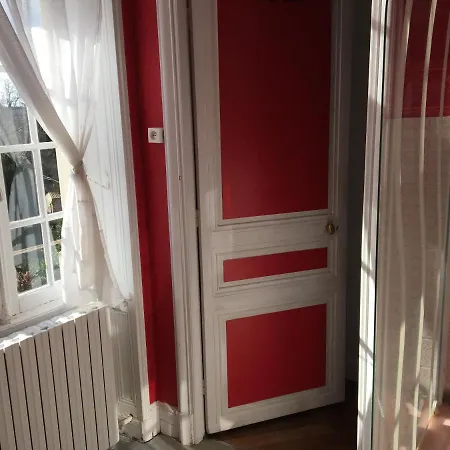 Du Chateau Apartman *
