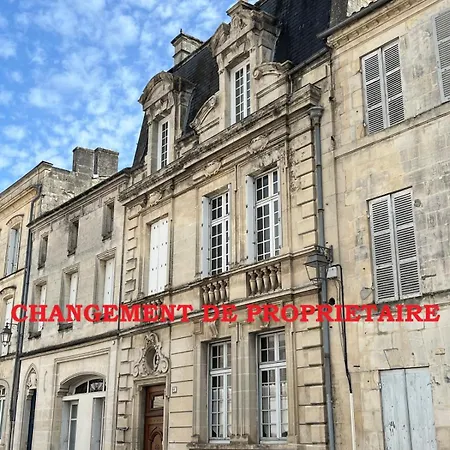 Résidence Du Château * Jonzac
