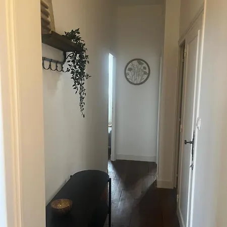 Du Chateau