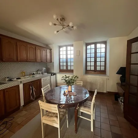Du Chateau Jonzac